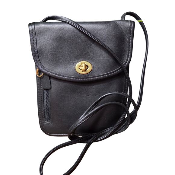 Vintage Coach 1998 Black Tourist Pouch - Picture 1 of 2